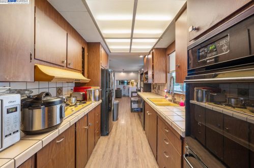 105 Sahara Dr, Pacheco, CA 94553-6344