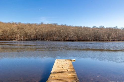 136 Lake Dr, Bethlehem, CT 06751-1212