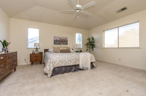 962 Ashford Dr, Turlock CA 95382-0262 exterior