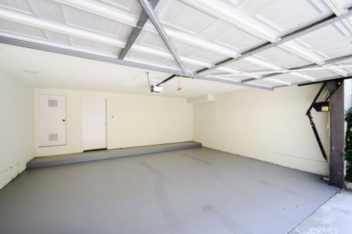 555 Wilson Ave, Glendale CA  91203-2463 exterior