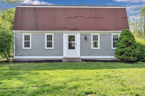 735 Steere Farm Rd, Glocester, RI 02859-1522