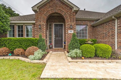 7901 Songbird Ln, Fort Worth, TX 76123-1846