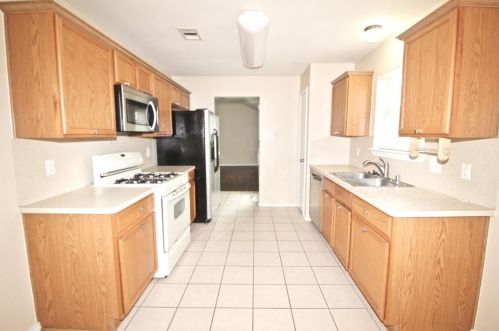 5727 Rose Rock Canyon Dr, Richmond TX  77469-6195 exterior