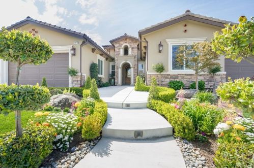 1470 Jordan Ave, Clovis, CA 93611