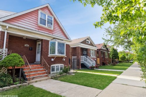 5312 California Ave, Chicago, IL 60625-3404