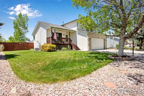 415 Johnson Ave, Loveland, CO 80537-3674