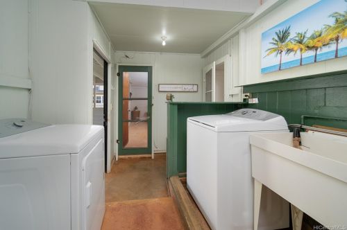 1028 19th Ave, Honolulu HI  96816-4607 exterior