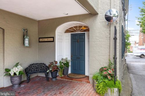 202 Marion St, Lancaster PA  17602-2758 exterior