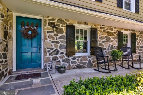 262 Old Middletown Rd, Media, PA 19063-4831