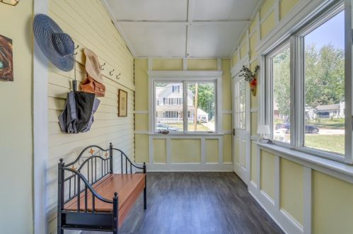 11 Highland St, Dover, NH 03820-3309
