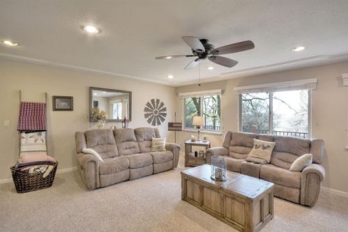 2700 Campbell Dr, Auburn, CA 95602-8808