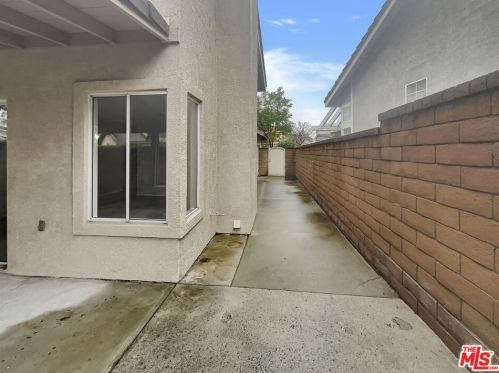 6951 Roma Pl, Rancho Cucamonga, CA 91701-8542