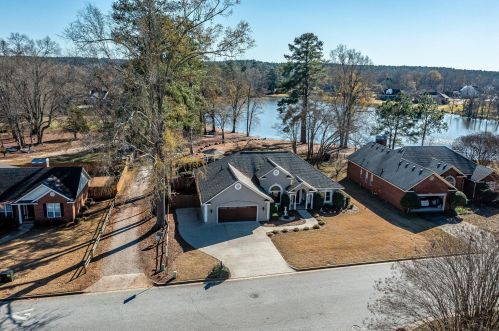 1121 Rivershyre Dr, Evans GA  30809-5212 exterior