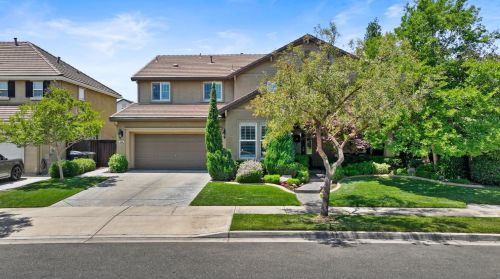 1886 Vintage Cir, Valley Home, CA 95361-8678