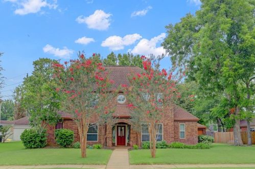 2318 Windmill Dr, Richmond, TX 77406-1280
