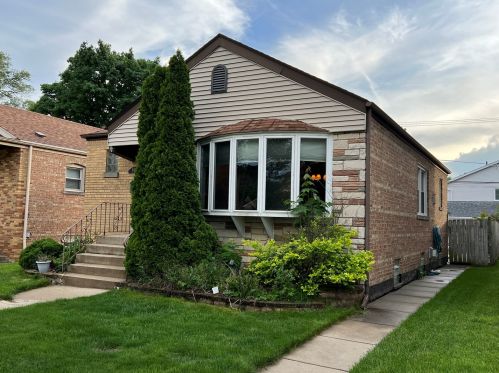 10454 Troy St, Chicago, IL 60655-2024
