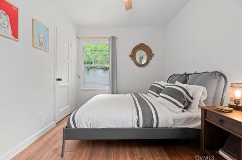 2470 Bywood Dr, Glendale CA  91206-4725 exterior