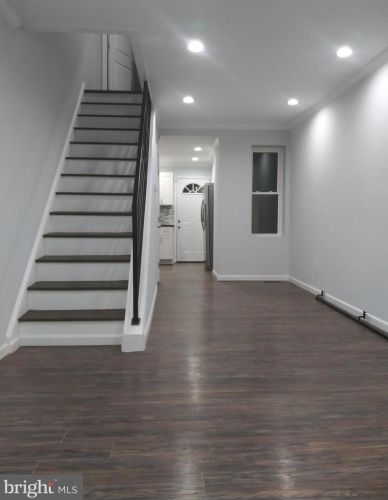 2425 Hancock St, Philadelphia, PA 19133-3802