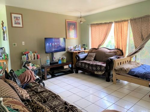 5339 Ivanhoe Ave, Riverside, CA 92503-2435