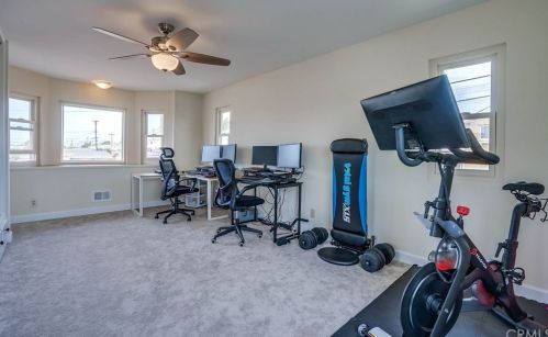 2222 236th Pl, Torrance CA  90501-5949 exterior
