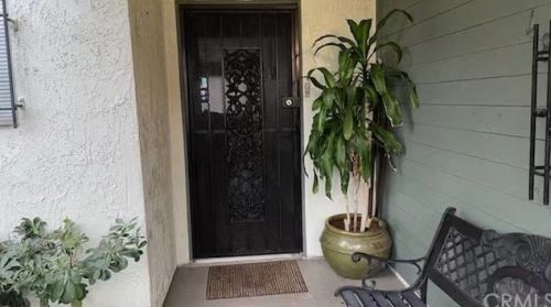 639 Bristol St, Santa Ana, CA 92703-2159