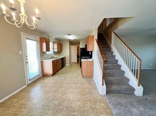 398 Paddington Dr, Uhland TX  78640-5793 exterior