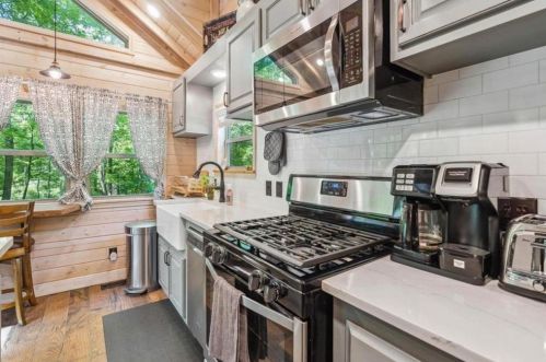 355 Elkmont Trl, Cleveland GA  30528-2974 exterior