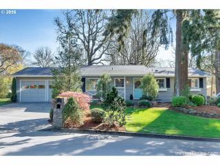 13320 62nd Ave, Portland, OR 97219-8027
