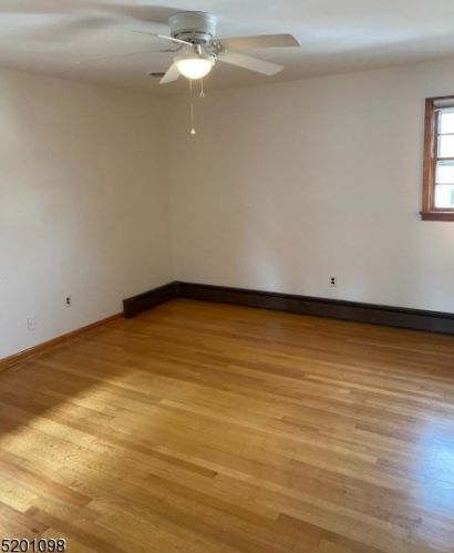 17 Grand St, Outwater NJ  07026-3301 exterior