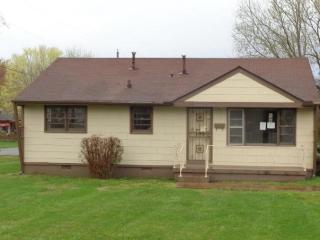 1803 John L Patterson St, Springfield, TN 37172-3470