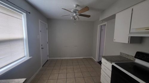4716 Old Benbrook Rd, Fort Worth TX  76116-8622 exterior