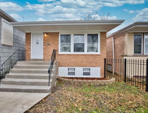 2037 68th Pl, Chicago, IL 60636-3246