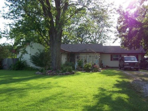 21012 Ness Rd, Parsons, KS 67357-8082