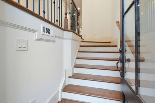 2796 Broughton Ln, Atlanta, GA 30339-4196
