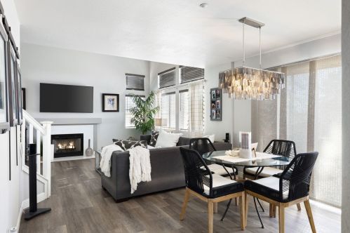 7607 Canberra Way, Riverside CA  92508-6067 exterior