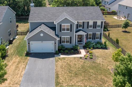 310 Furlong St, Oswego, IL 60543-4072