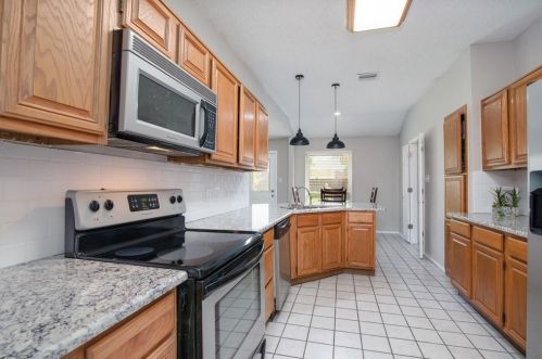 5213 Turtle Cv Rd, Garland TX 75044-4911 exterior