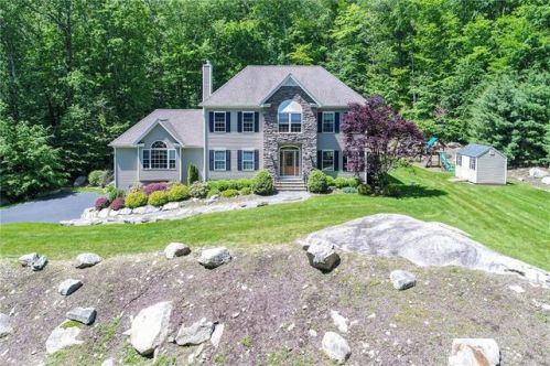 44 Fox Run, Upper Stepney, CT 06468-2835