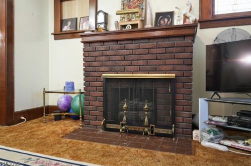 26 Van Ness Ter, Maplewood NJ 07040-3324 exterior