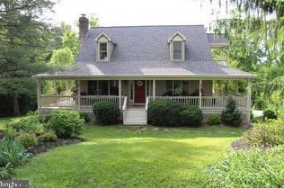 3180 Crooked Wind Ln, York, PA 17404-8379