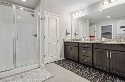 1540 Elmwood Pl, Denver CO  80221-3223 exterior