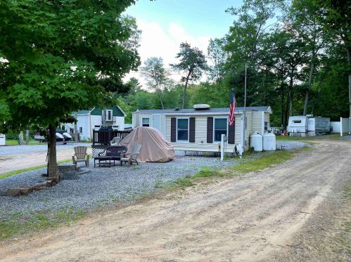 2 Minor Cir, Belmont, NH 03220-3851