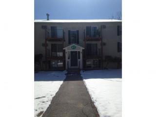 2007 White Cedar Blvd, Portsmouth, NH 03801-6561