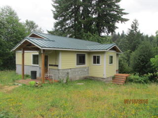 6187 Yachats River Rd, Yachats OR  97498-9500 exterior