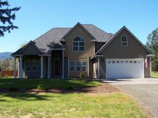 4792 Elgarose Rd, Roseburg OR  97471-9741 exterior