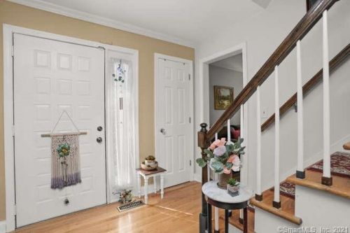 152 High Hl, Huntington, CT 06484-2861