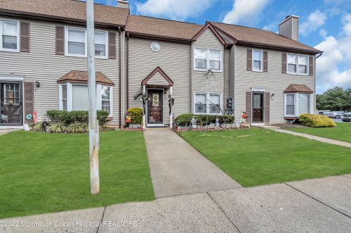 3 Shilling Way, Jackson Twp, NJ 08527-2246