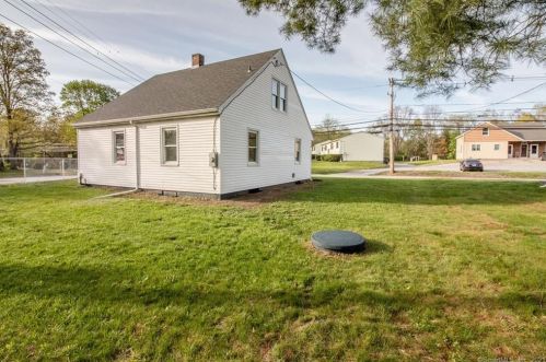 227 North St, Killingly CT  06239-1926 exterior