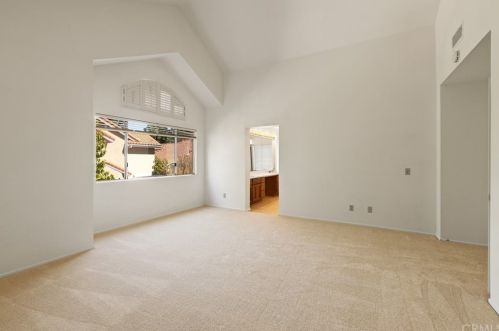 7 Fierro, Irvine CA 92614-5319 exterior