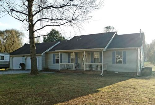 241 Beechwood Dr, Manchester, TN 37355-2826